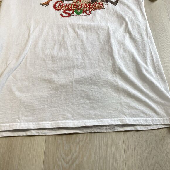 A Christmas Story Shirt Men's Medium Throwback White Tee Graphic Print Holiday - Picture 7 of 15